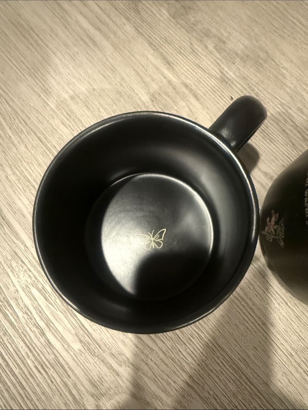 Disney Hallmark Winnie The Pooh Tea Pot & Mug Set Tea For One Stackable - Picture 5 of 15
